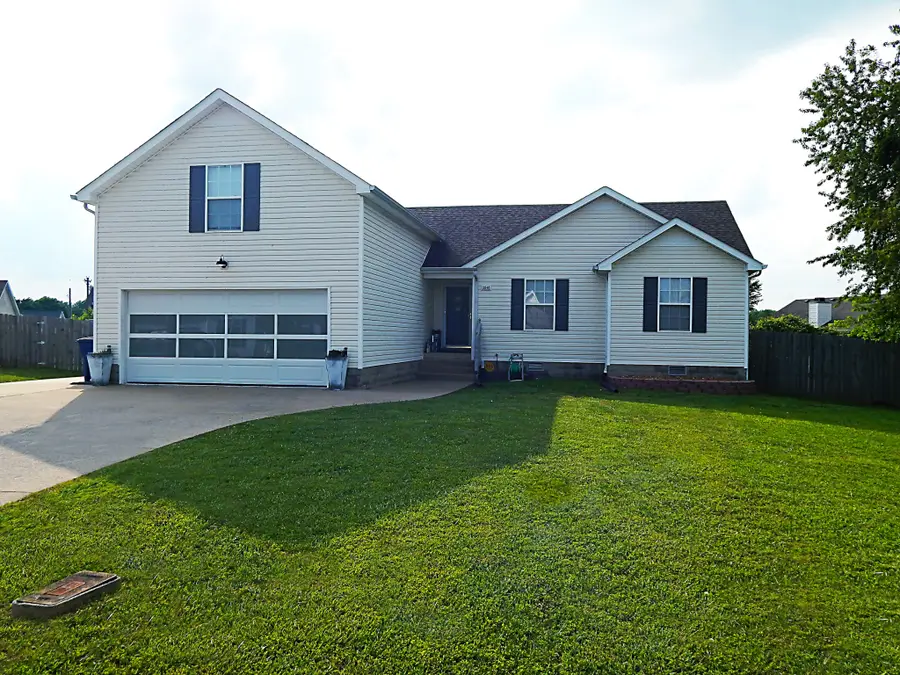 3848 Margie Ct, Clarksville, TN 37042 - Image #2