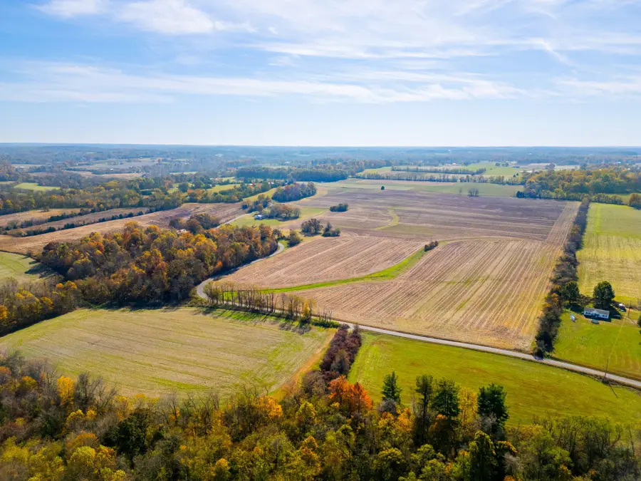 7265 Bob Carr Rd, Cross Plains, TN 37049 - Image #2