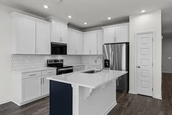 5038 Dayflower Drive N, Hermitage, TN 37076