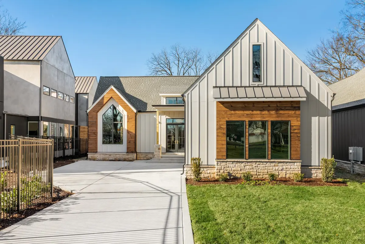 2306 Riverside Dr, Nashville, TN 37216 - Image #1