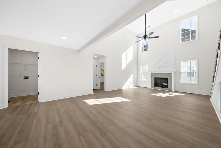 1253 Elizabeth Lane, Clarksville, TN 37042 - Image #2