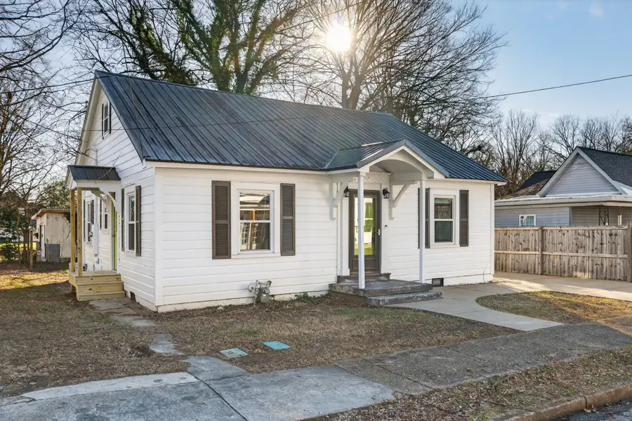 206 Jefferson St, Fayetteville, TN 37334 - Image #3