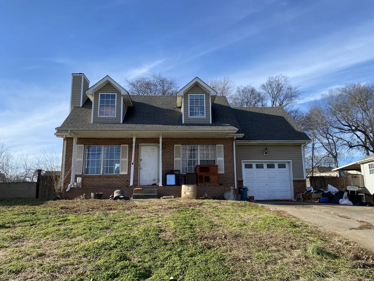 1228 Marla Dr, Clarksville, TN 37042 - Image #1
