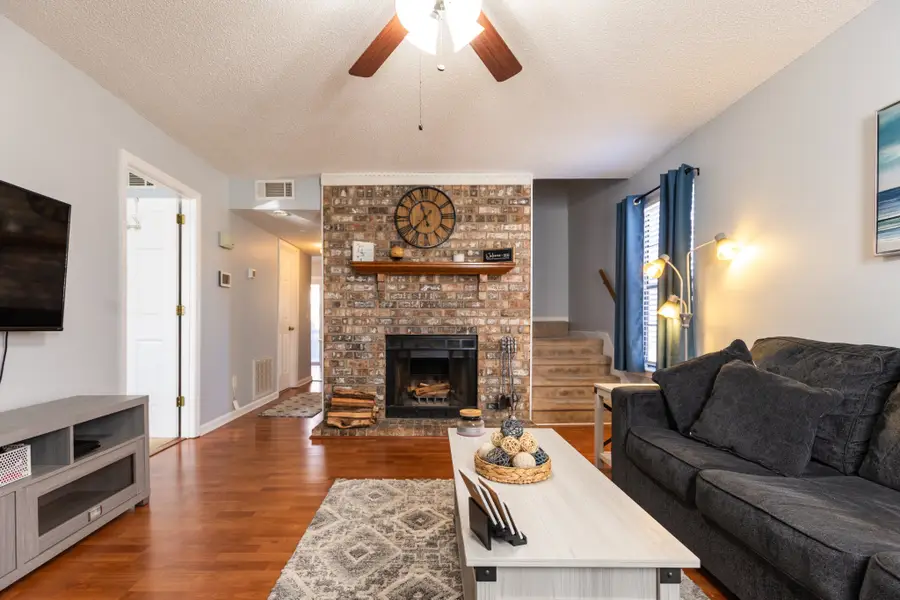 100 Deerpoint Ln, Hendersonville, TN 37075 - Image #2