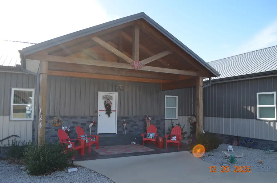 124 Eagle Nest Ct, Dover, TN 37058 - Image #2