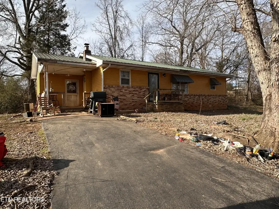 1028 Olympus Drive, Byrdstown, TN 38549 - Image #3