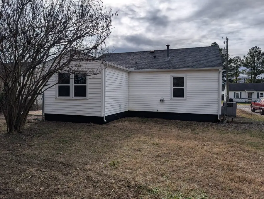 213 Edgemont Dr, Shelbyville, TN 37160 - Image #2