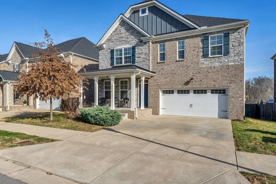 4076 Magnolia Farms Dr, Hermitage, TN 37076 - Image #2