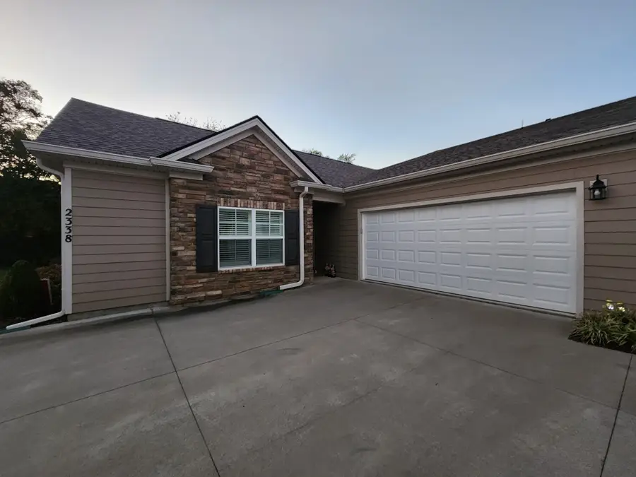 2338 Stonecenter Ln, Murfreesboro, TN 37128 - Image #3