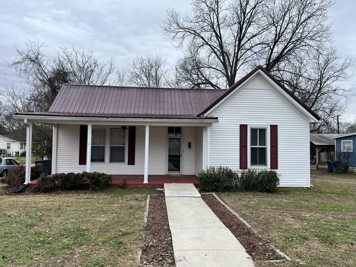 112 3rd Ave, Columbia, TN 38401 - Image #1