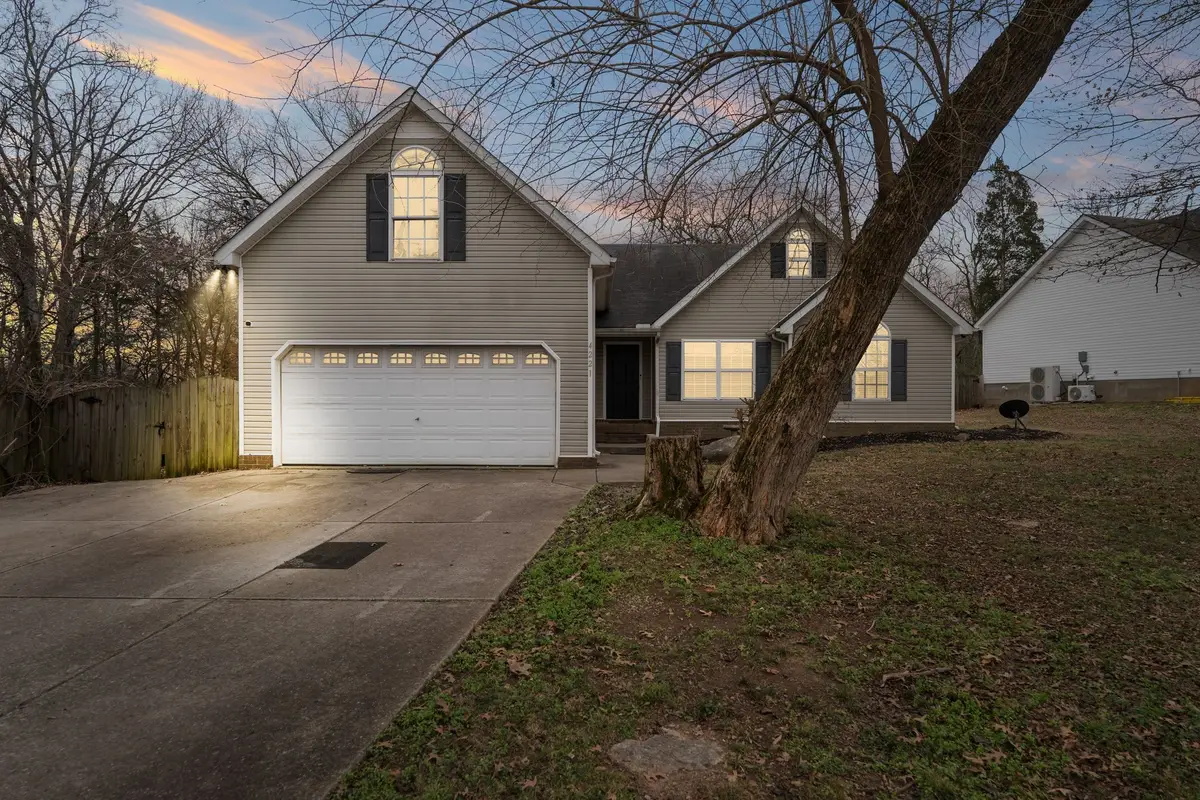 4221 Nandina Ct, Murfreesboro, TN 37129 - Image #1