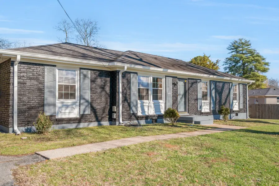 111 Gates Dr, Hendersonville, TN 37075 - Image #3