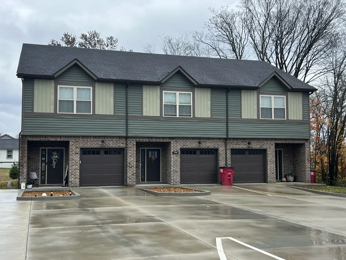 106 Adkins St, Clarksville, TN 37042 - Image #1