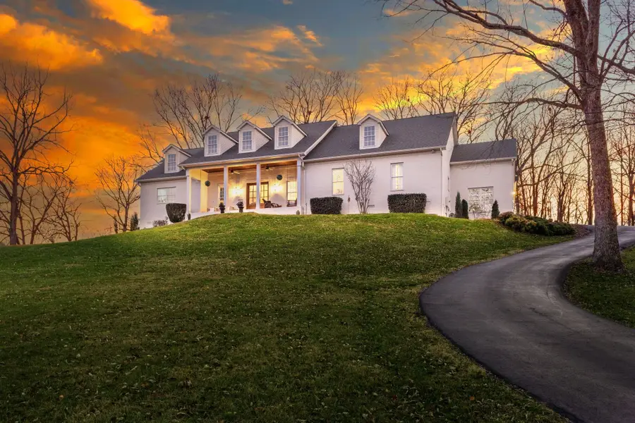 4447 Savage Pointe Dr, Franklin, TN 37064 - Image #3