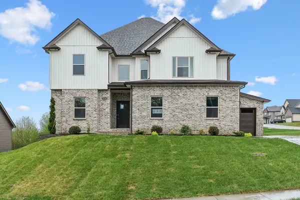 373 Young Lane, Pleasant View, TN 37146