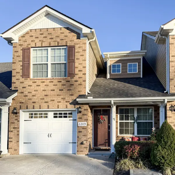 2209 Hard Spun Ct, Murfreesboro, TN 37128