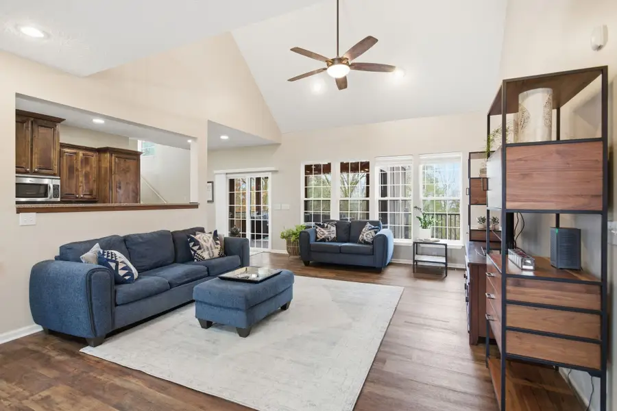 663 Cummings Ln, Cottontown, TN 37048 - Image #3