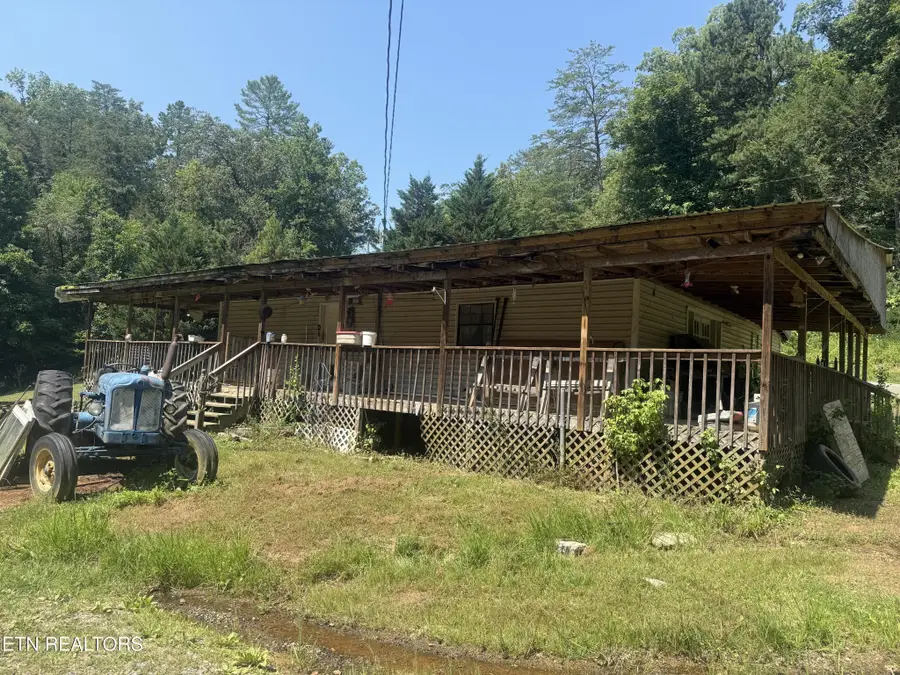 4040 Camp Hollow Rd, Sevierville, TN 37876 - #2