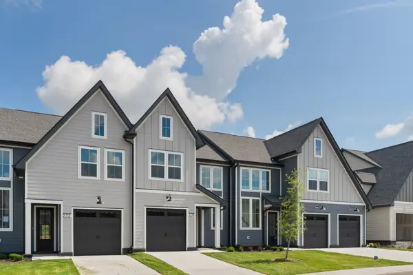 235 Panther Dr, Murfreesboro, TN 37127