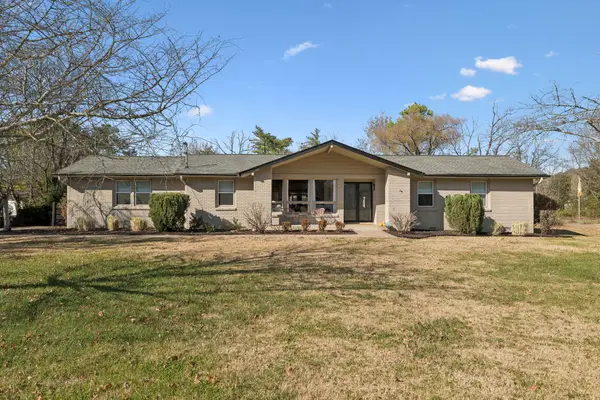 1108 Brookside Dr, Franklin, TN 37069