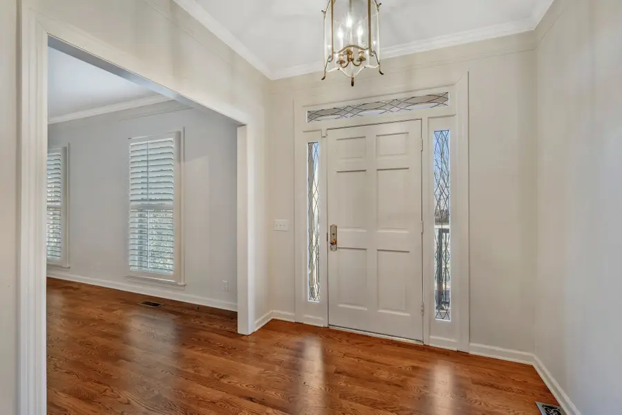 105 Longwood Pl, Nashville, TN 37215 - Image #3