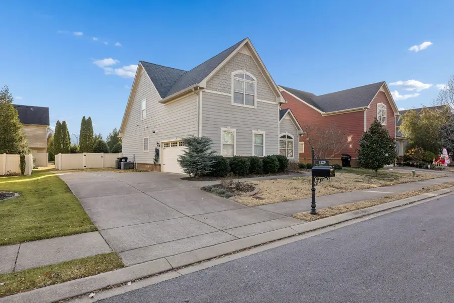 4129 Maximillion Cir, Murfreesboro, TN 37128 - Image #2