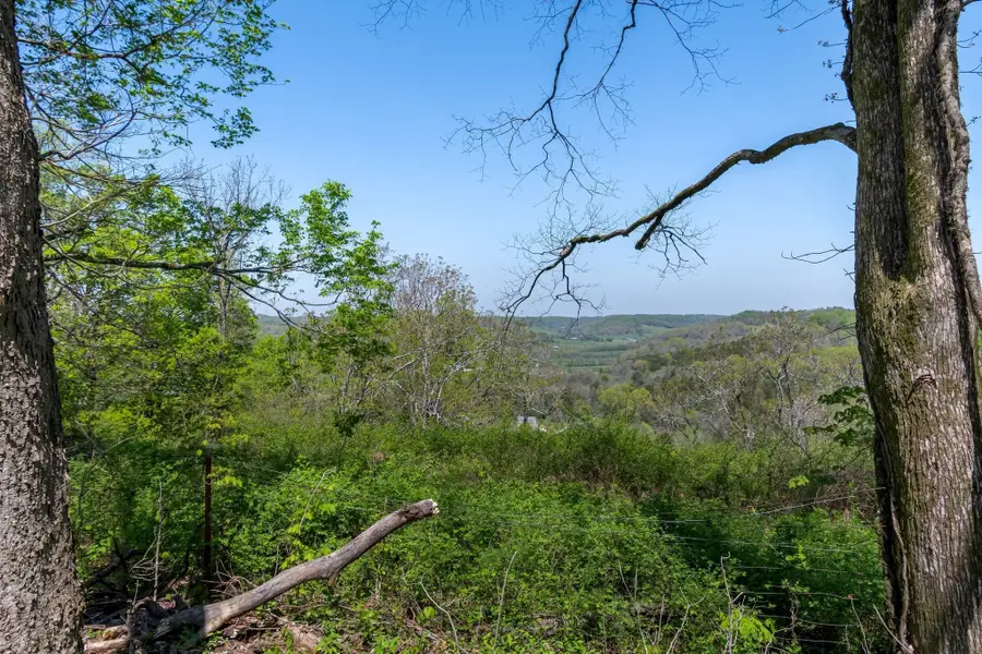 2819A Yell Rd, Lewisburg, TN 37091 - Image #2