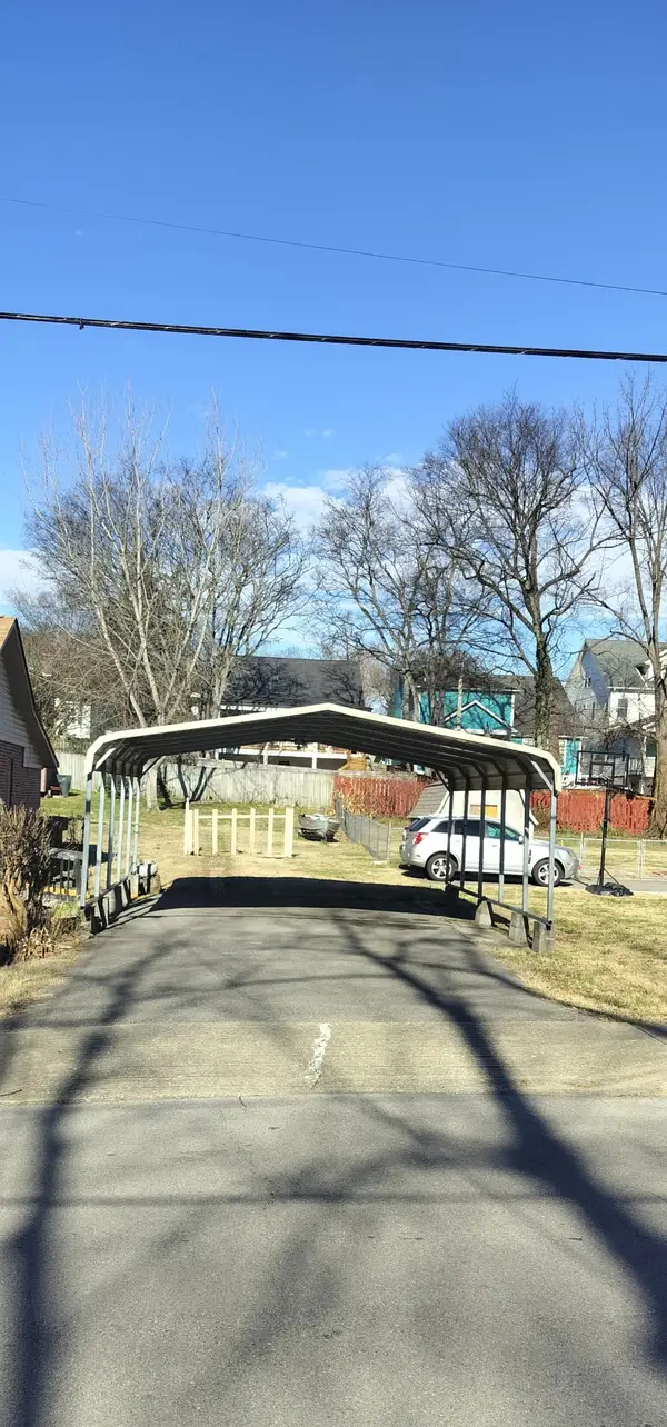 1021 Granada Ave, Nashville, TN 37206