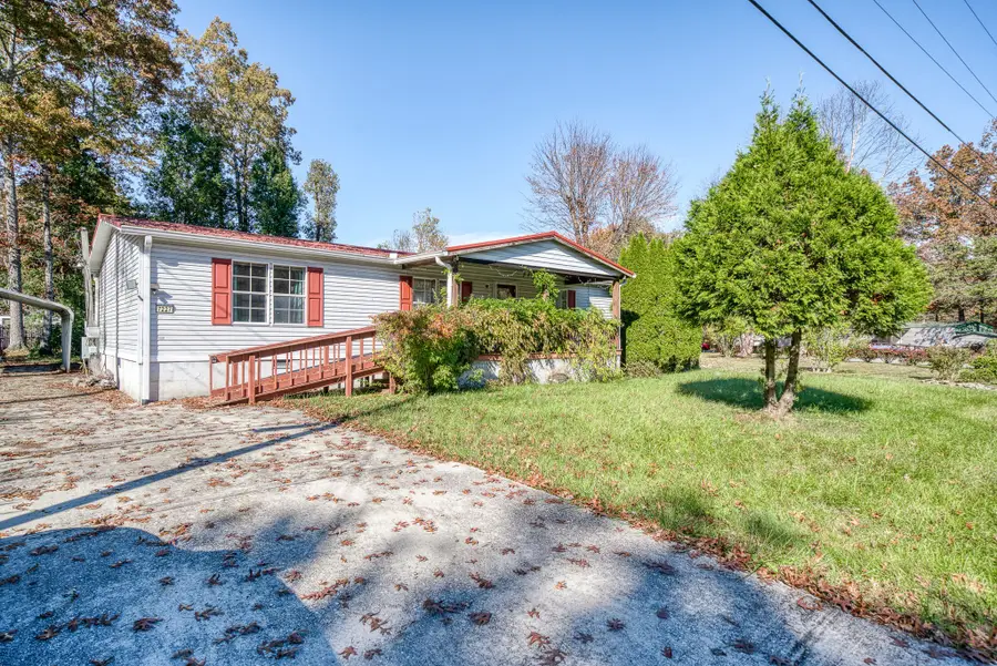 7227 Big Horn Dr, Crossville, TN 38572 - Image #2