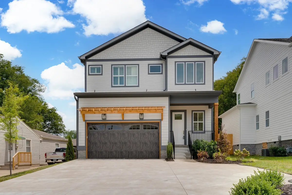 674B Westboro Dr, Nashville, TN 37209 - Image #1