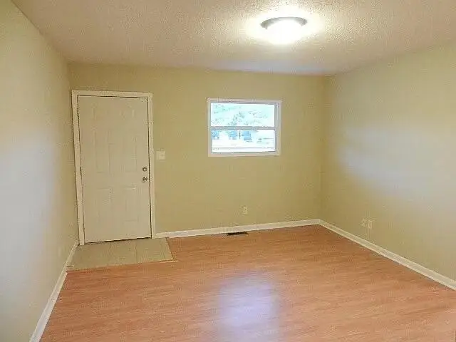 9821 Colony Park Lane, Soddy Daisy, TN 37379 - Image #2