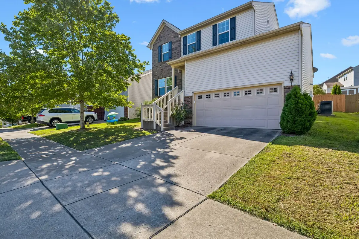 1429 Scarcroft Ln, Nashville, TN 37221 - Image #1