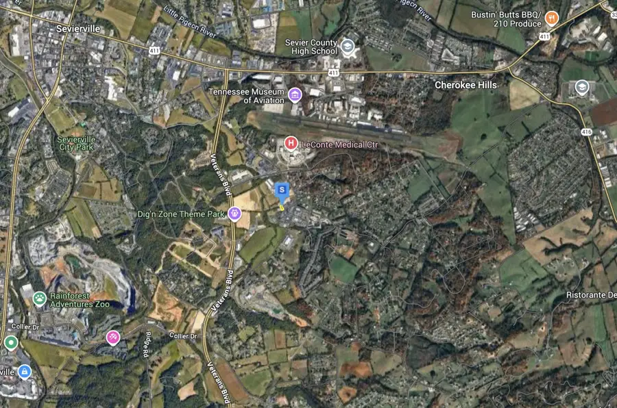 1130 Fox Meadows Blvd, Sevierville, TN 37862 - Image #3