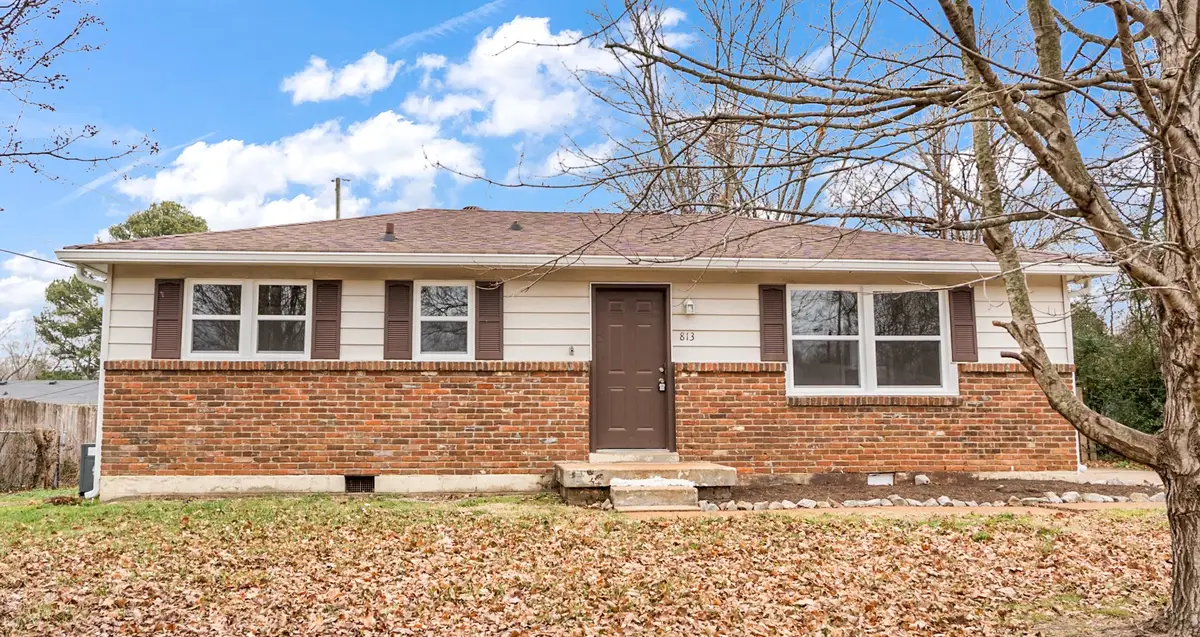 813 Country Club Dr, Clarksville, TN 37043 - #1