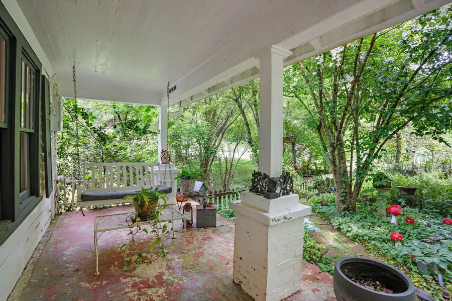 5169 Eatons Creek Rd, Nashville, TN 37218 - Image #2