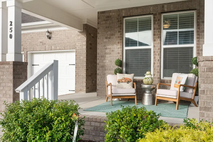 250 Tanglewood Ln, Hendersonville, TN 37075 - Image #3