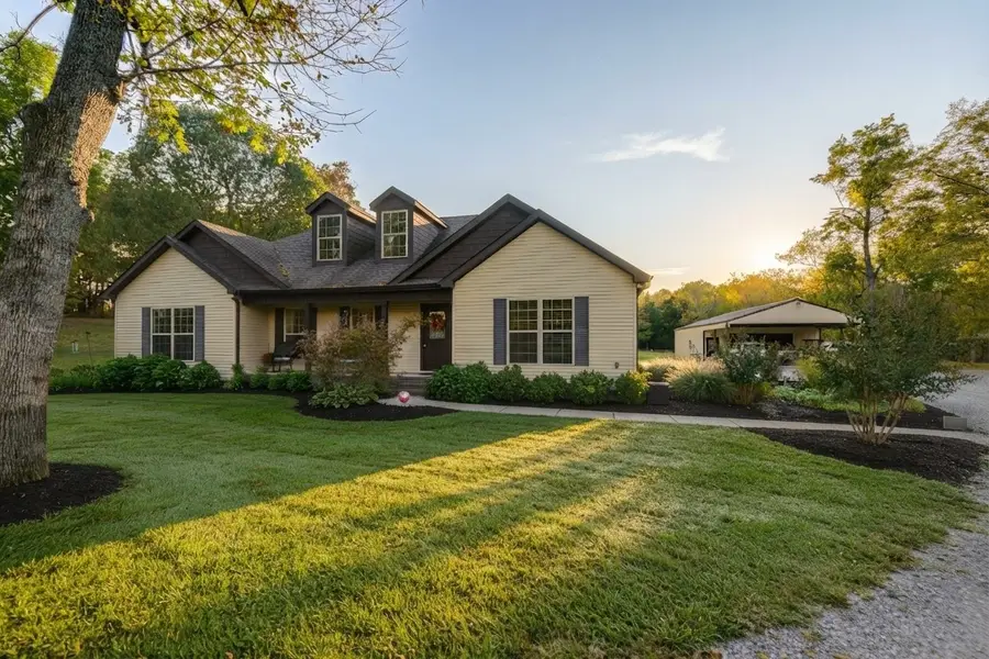 255 Troupe Rd, Shelbyville, TN 37160 - #2