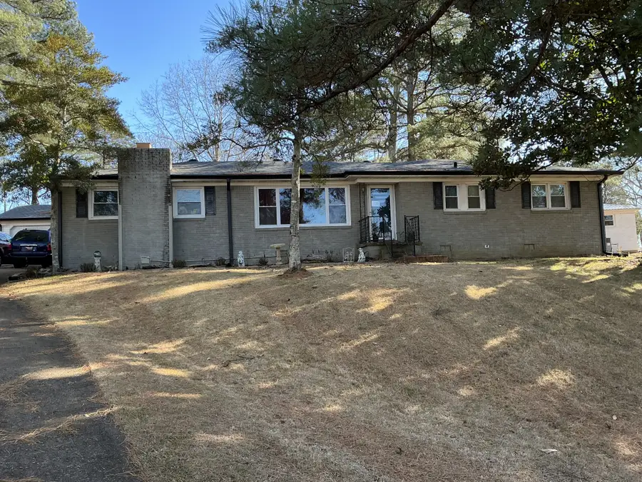 130 Turnpike Ave, Camden, TN 38320 - Image #2