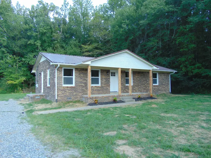 260 Wesley Chapel Rd, Lawrenceburg, TN 38464 - Image #2