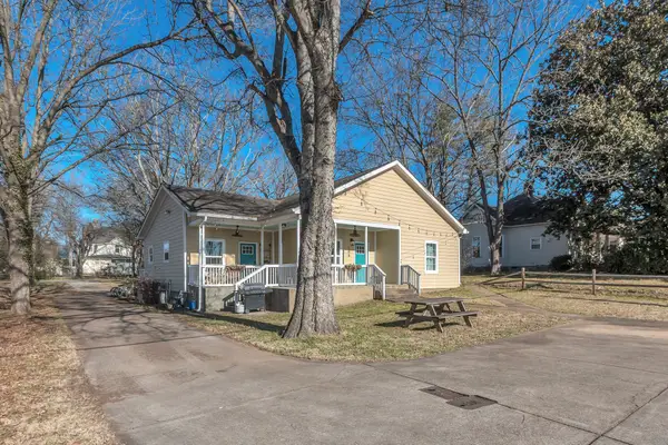 105 Riverside Dr, Columbia, TN 38401