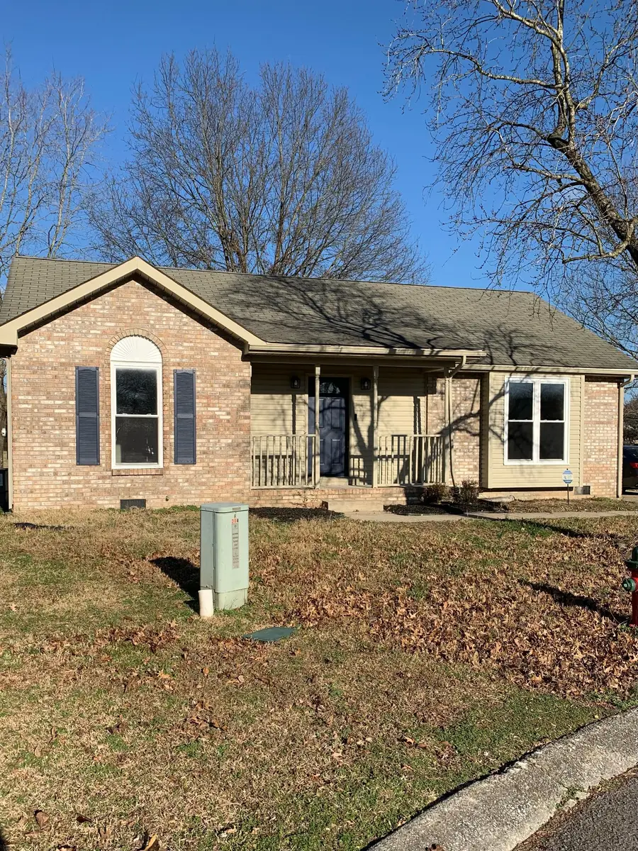 304 Parkside Ct, Old Hickory, TN 37138 - Image #2