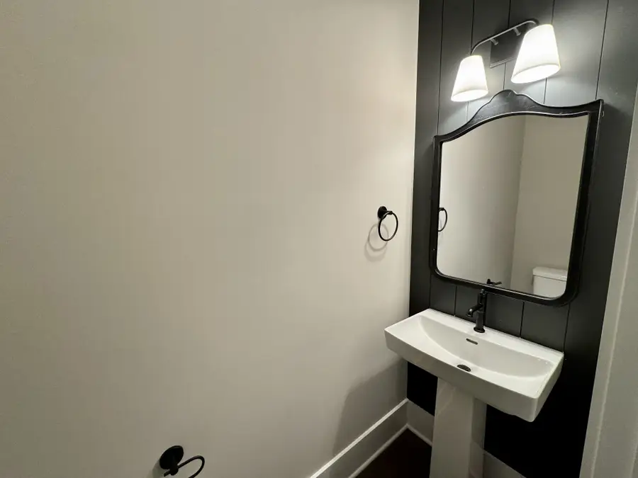 533 Greenfield Ln, Castalian Springs, TN 37031 - Image #3