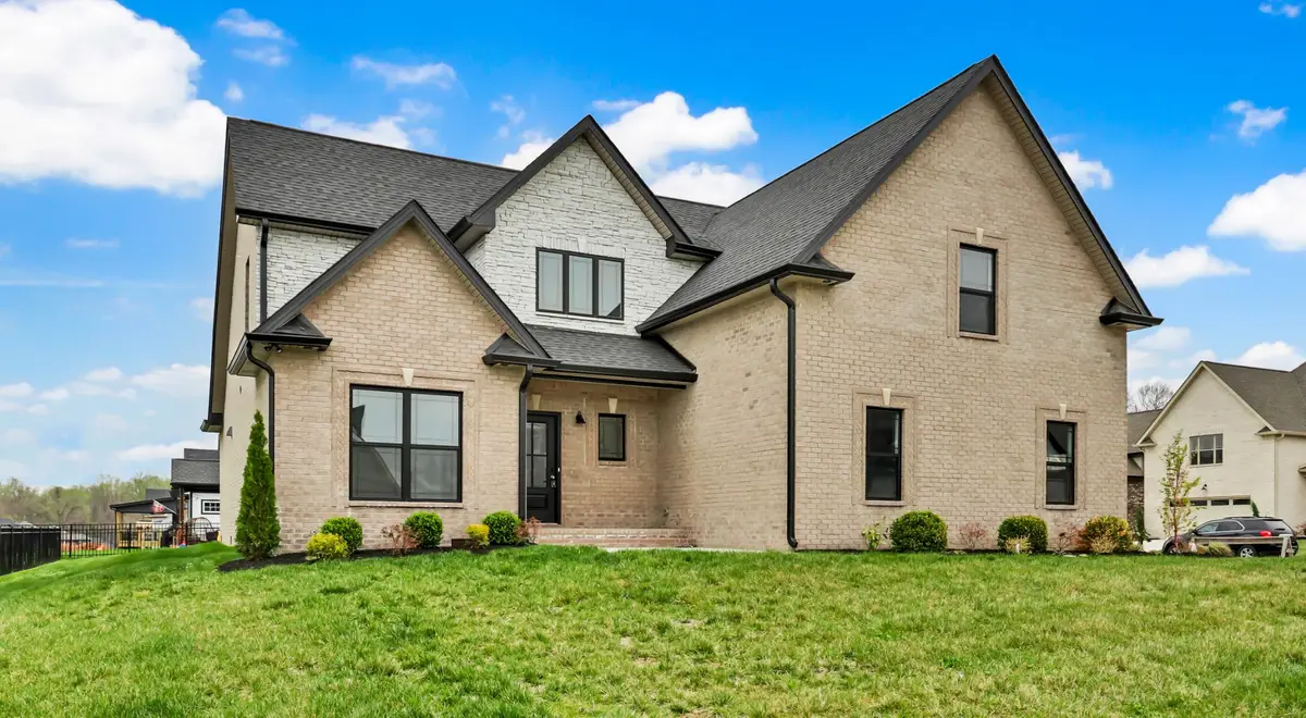 443 Spiderwort Dr, Clarksville, TN 37043 - #1