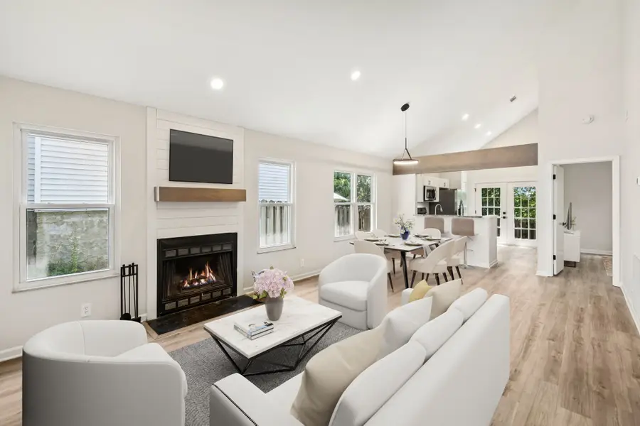 2019 Lassiter Dr, Goodlettsville, TN 37072 - Image #2