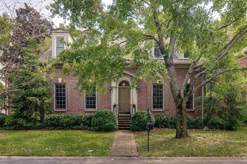 132 Wentworth Ave, Nashville, TN 37215 - Image #1