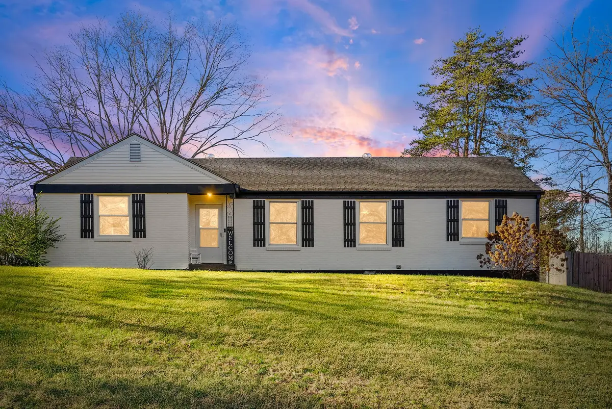 1673 Valley Rd, Clarksville, TN 37043 - Image #1