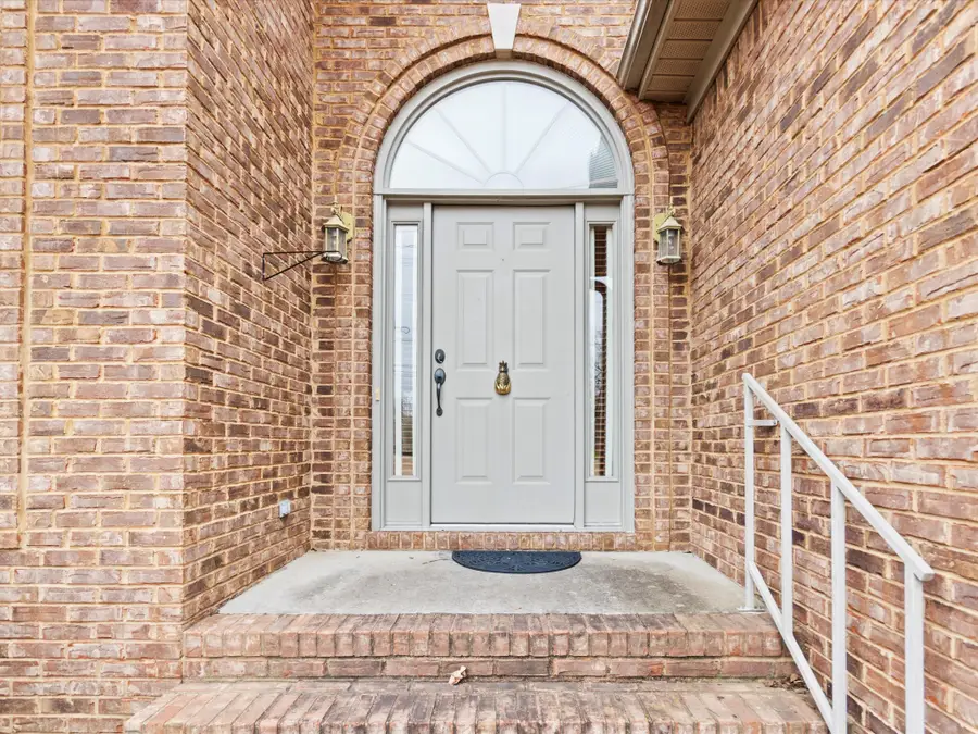 715 S Clinton St, Athens, AL 35611 - Image #2