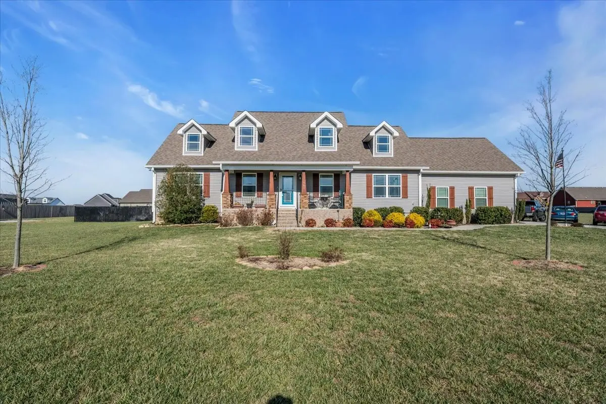 985 Richland Farms Dr, Manchester, TN 37355 - Image #1
