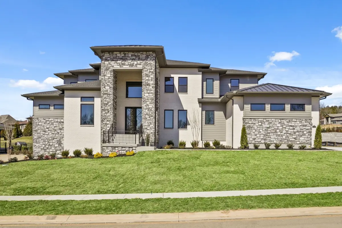 6029 Lookaway Cir, Franklin, TN 37067 - Image #1