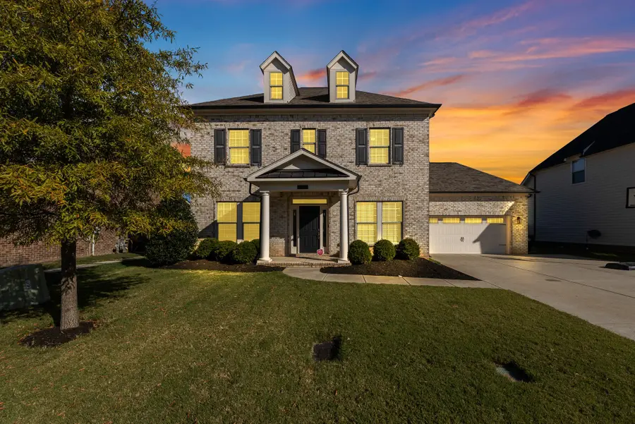 909 Sapphire Dr, Murfreesboro, TN 37128 - Image #2